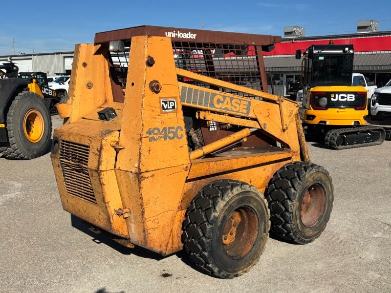 Case 1845C Equipment Image0