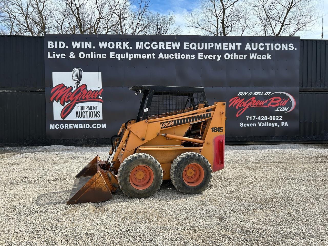 Case 1845 Equipment Image0