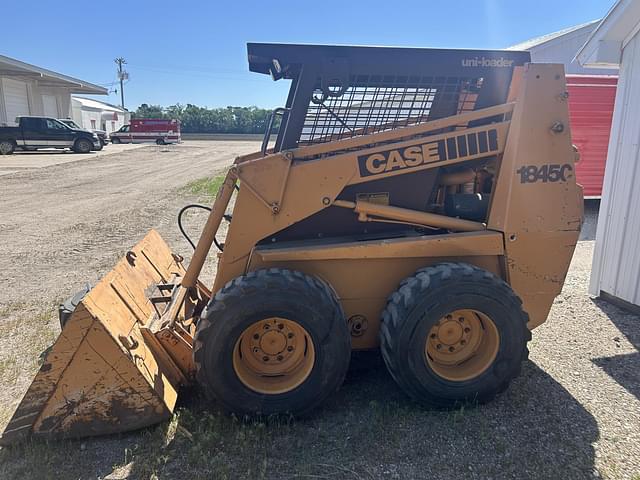 Image of Case 1845C equipment image 2