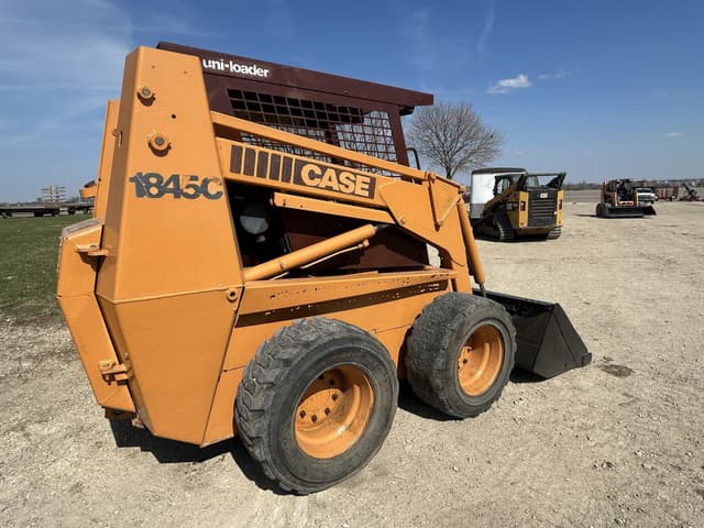 Image of Case 1845C equipment image 1