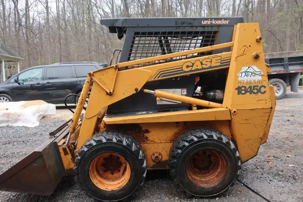 Case 1845C Equipment Image0