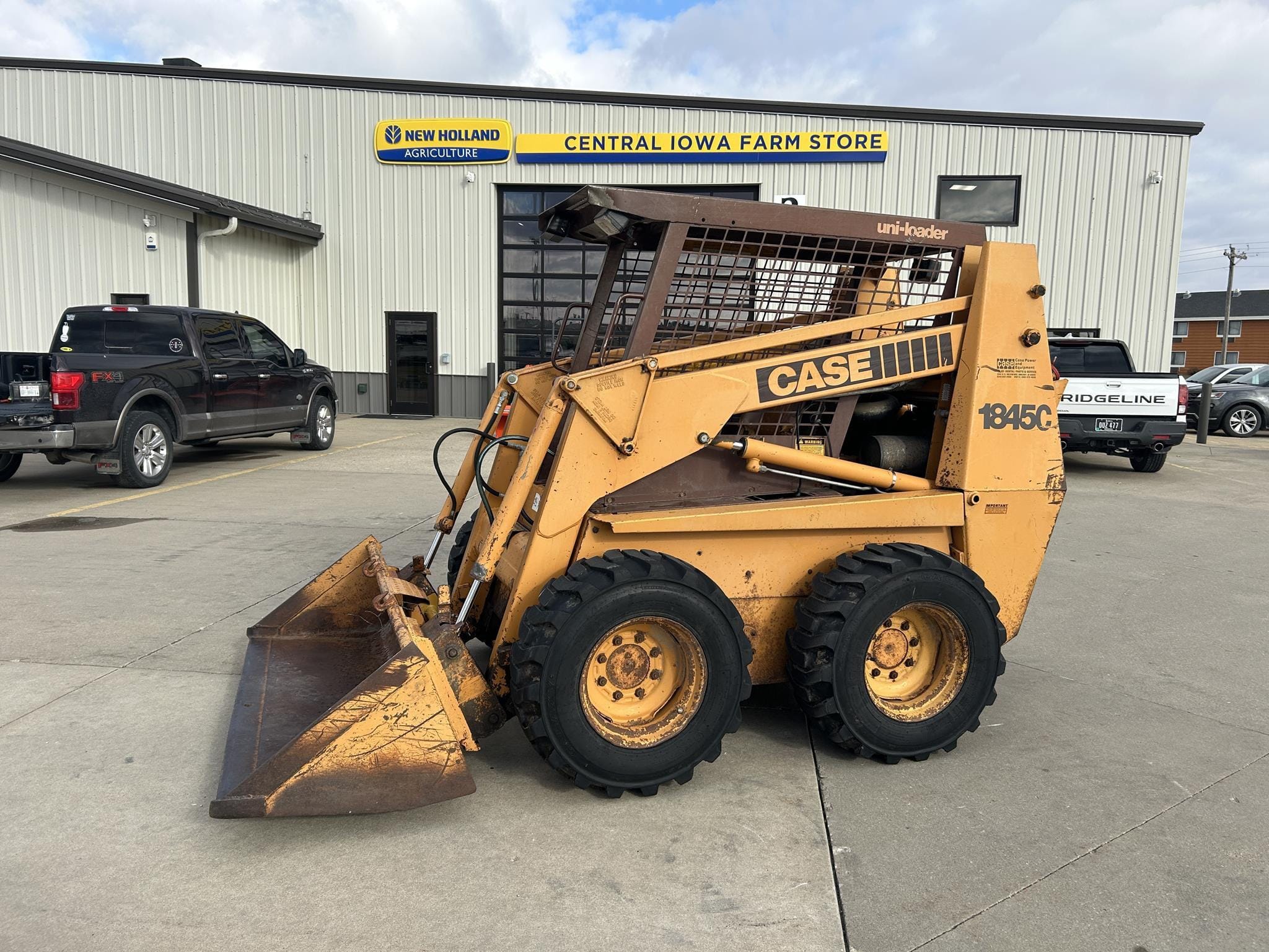 Case 1845C Equipment Image0