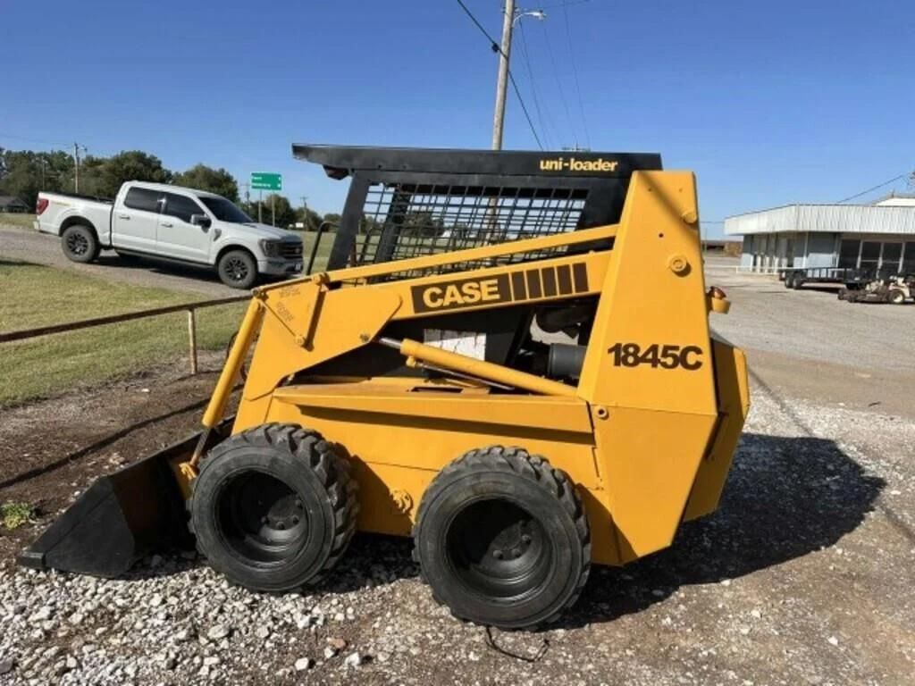 Case 1845C Equipment Image0