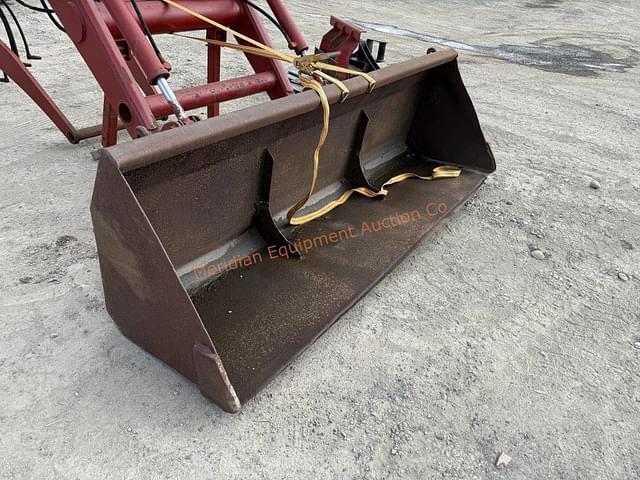 Image of Case IH 520 equipment image 4