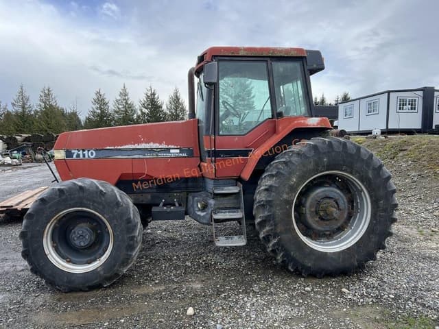Image of Case IH 7110 equipment image 1