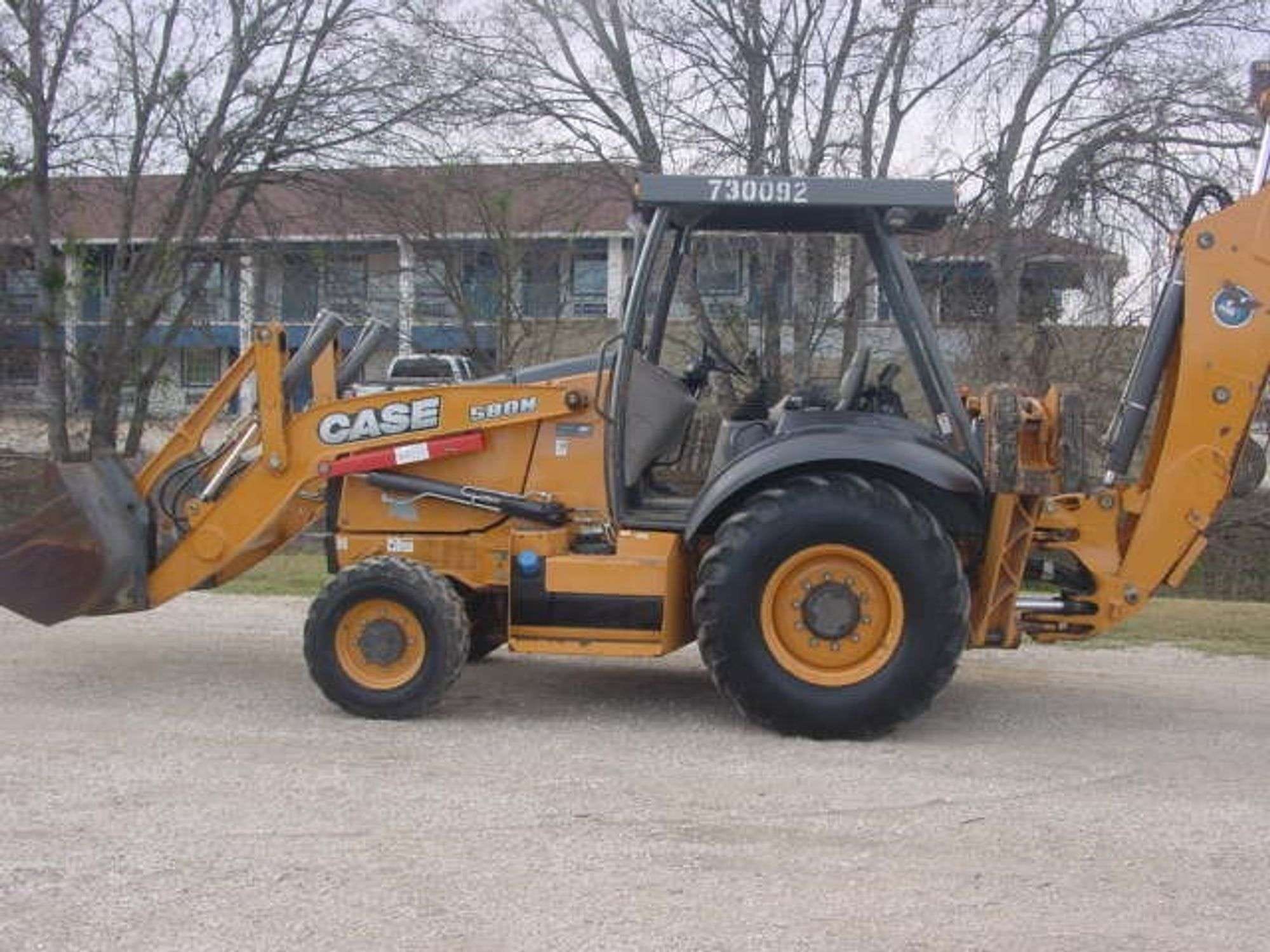 2016 Case 580N Equipment Image0