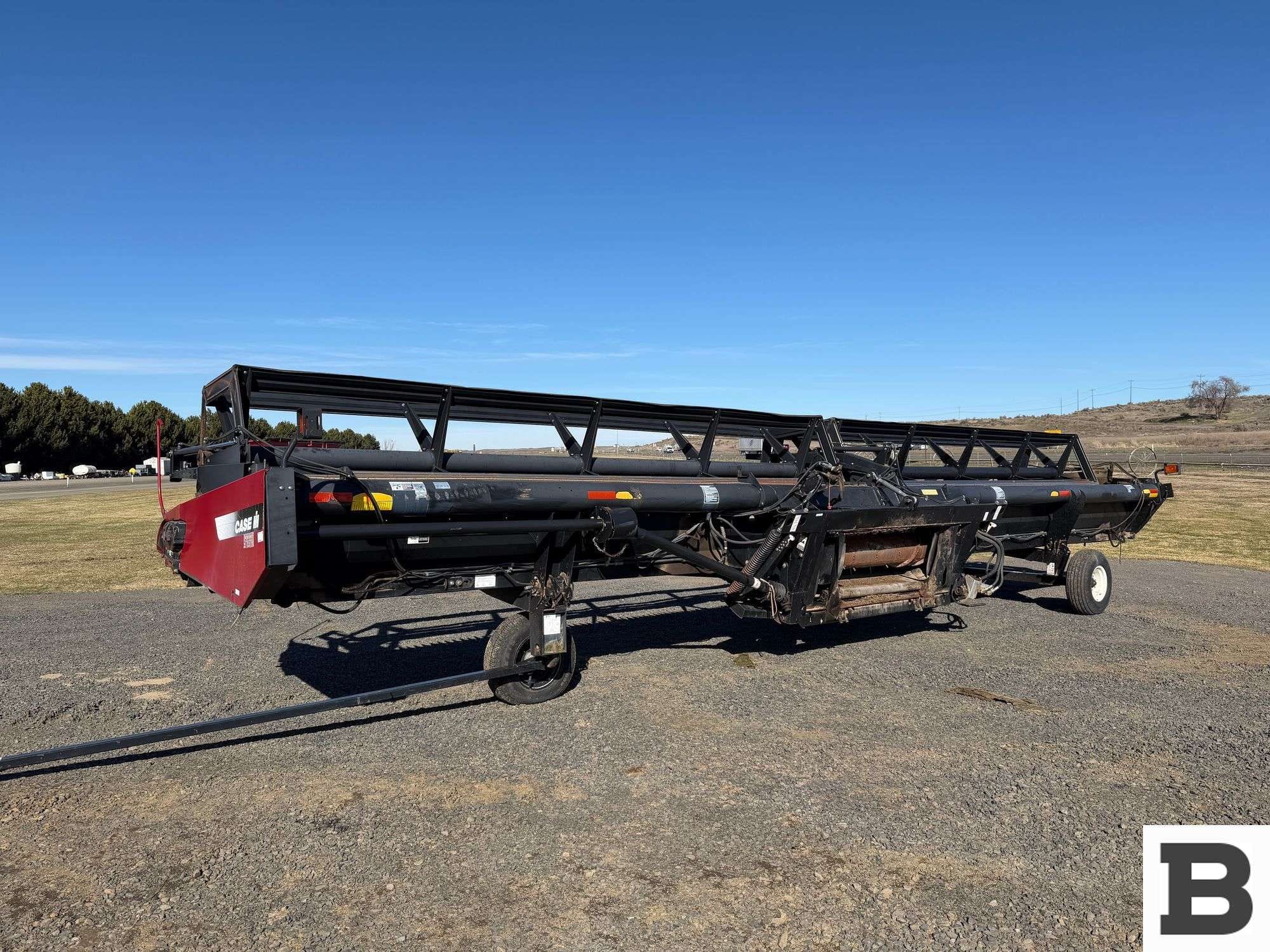 Case IH 2042 Equipment Image0