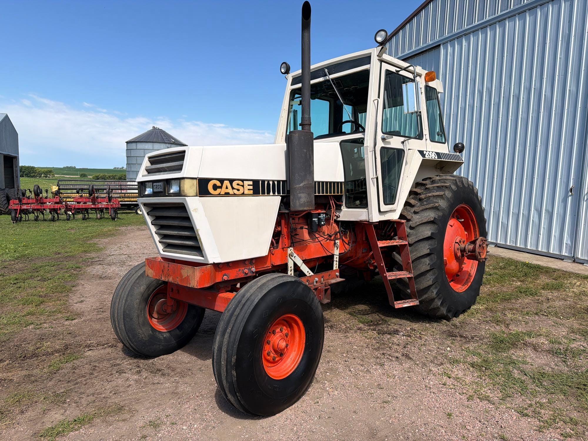J.I. Case 2090 Equipment Image0