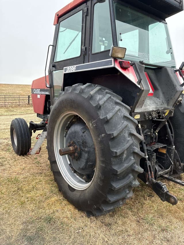 Image of Case IH 2096 equipment image 1