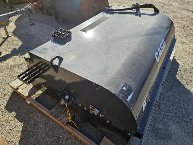 Image of Case 215 equipment image 1