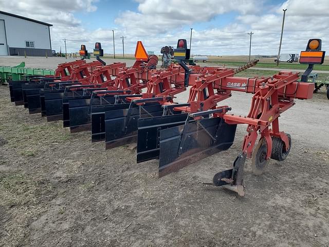 Image of Case IH 2220 equipment image 4