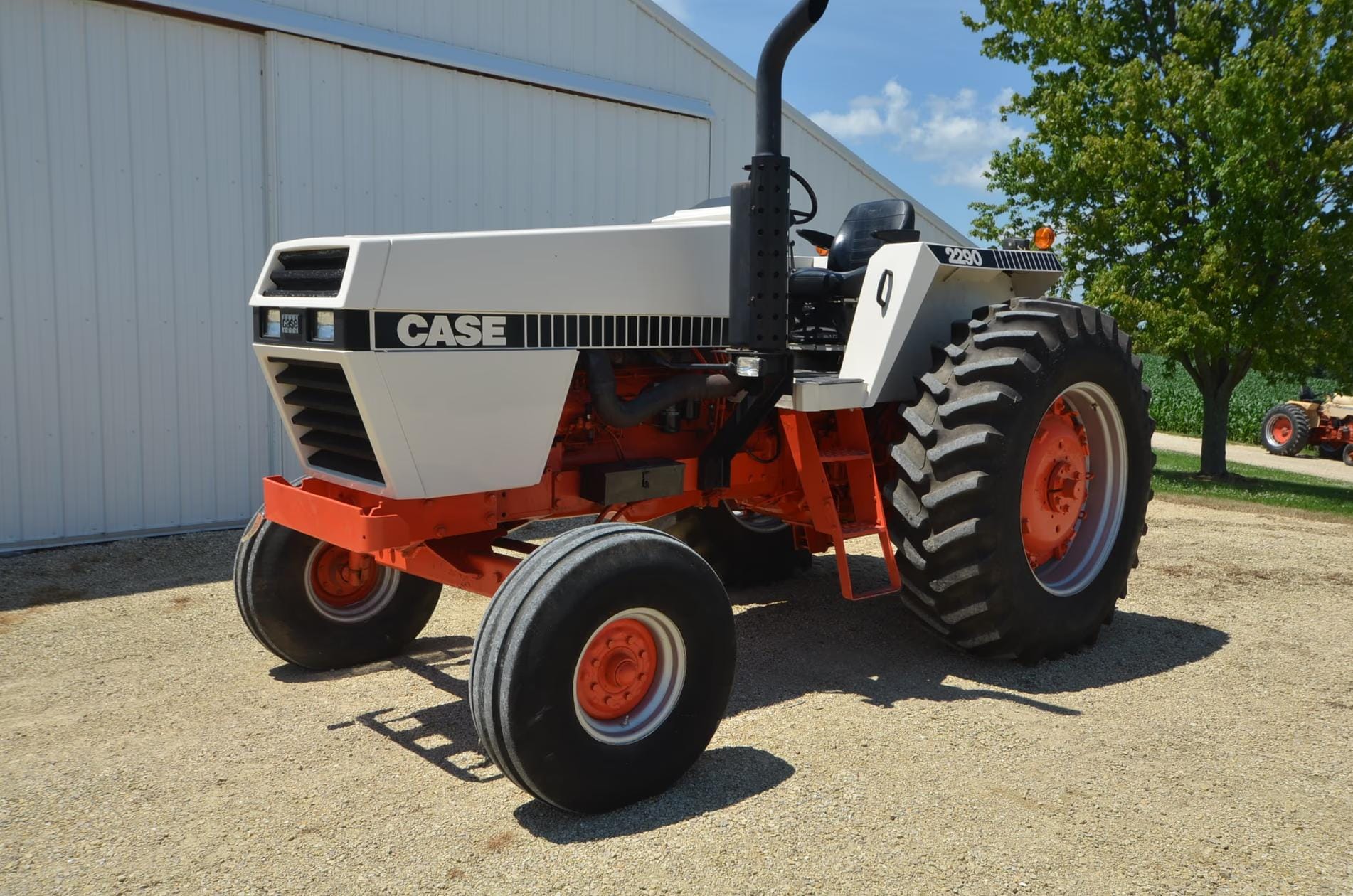 J.I. Case 2290 Equipment Image0