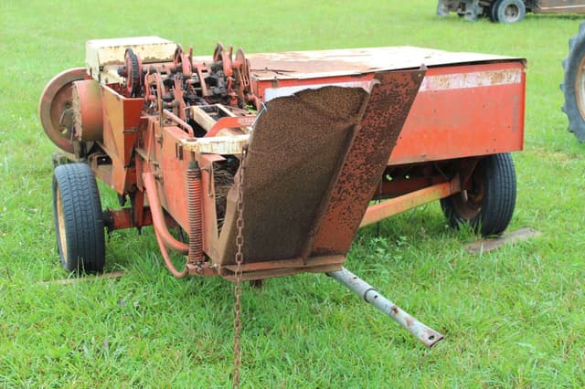Image of Case 230 equipment image 3