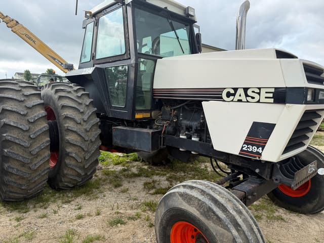 Image of Case 2394 equipment image 3