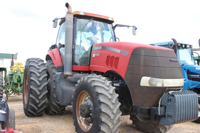 Image of Case IH Magnum 245 equipment image 3