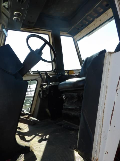 Image of J.I. Case 2590 equipment image 3