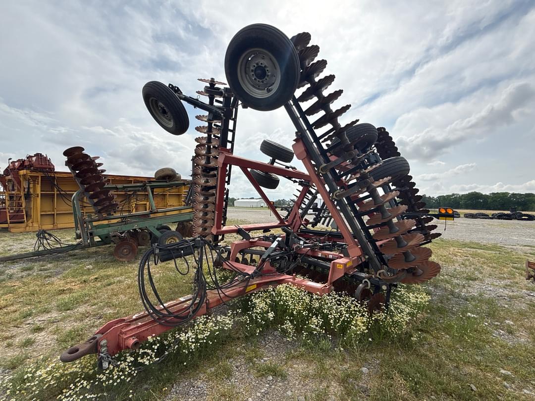 Image of Case IH 330 Primary image