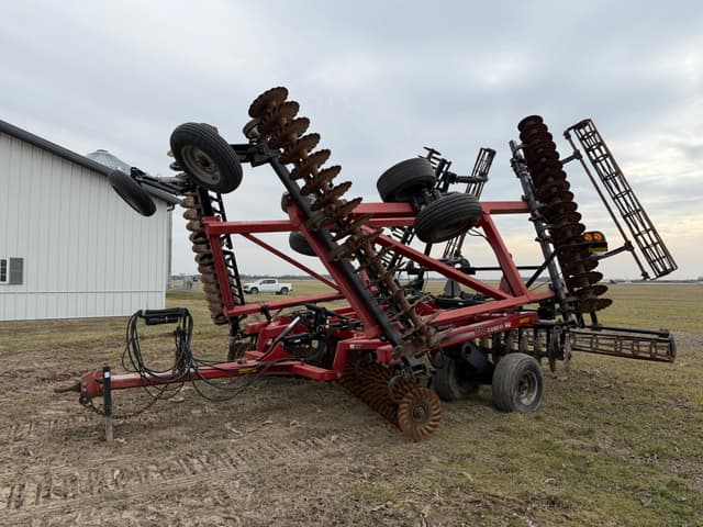 Image of Case 330 equipment image 2