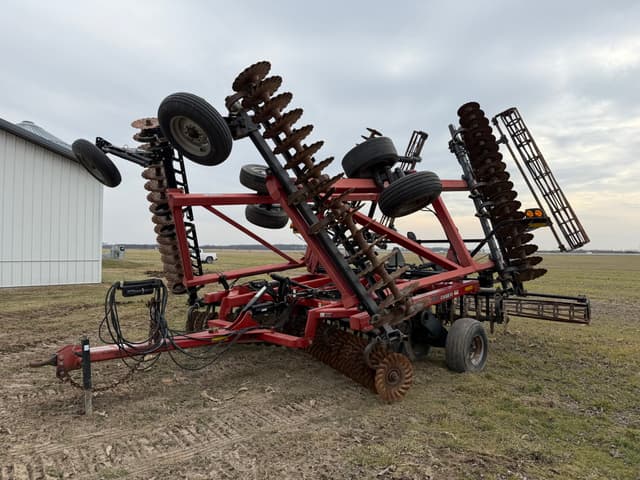 Image of Case 330 equipment image 1