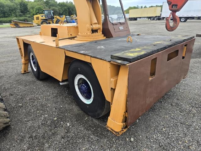 Image of Case 3330 equipment image 3