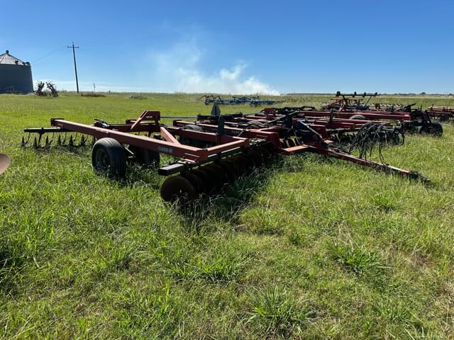 Image of Case IH 340 equipment image 1