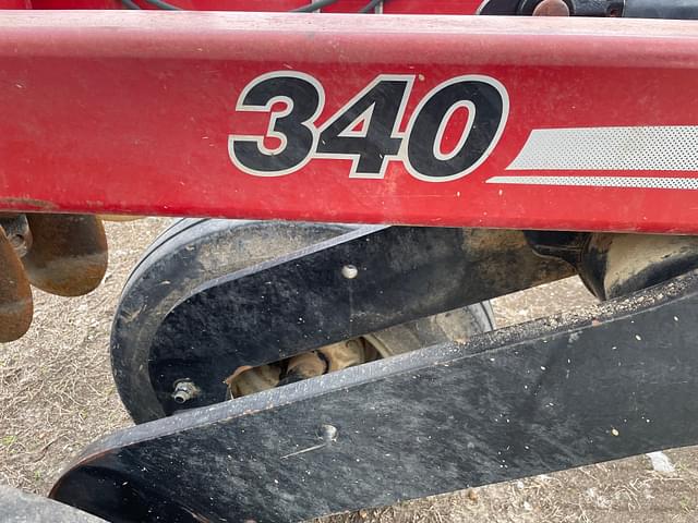 Image of Case IH 340 equipment image 1