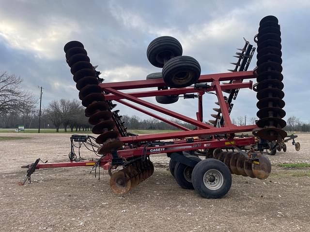 Image of Case IH 340 equipment image 2