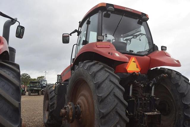 Image of Case IH Magnum 340 equipment image 1