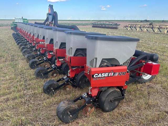 Image of Case IH 1210 equipment image 4