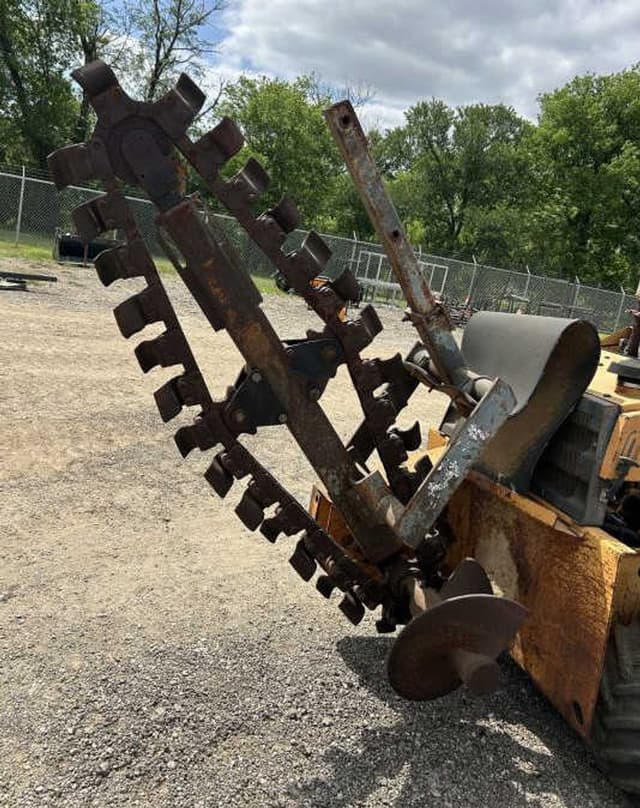 Image of Case 360 equipment image 1