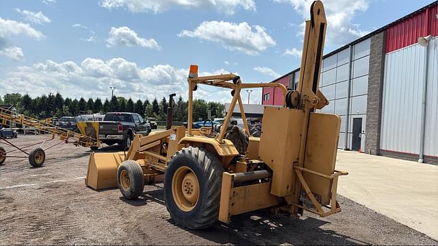 Image of Case 380 equipment image 3