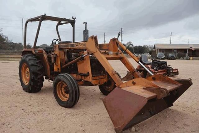 Image of Case 380 equipment image 1