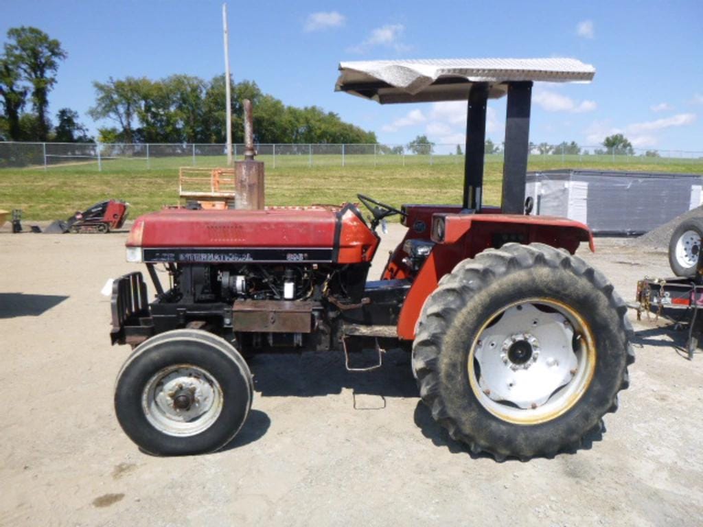Main image Case IH 395