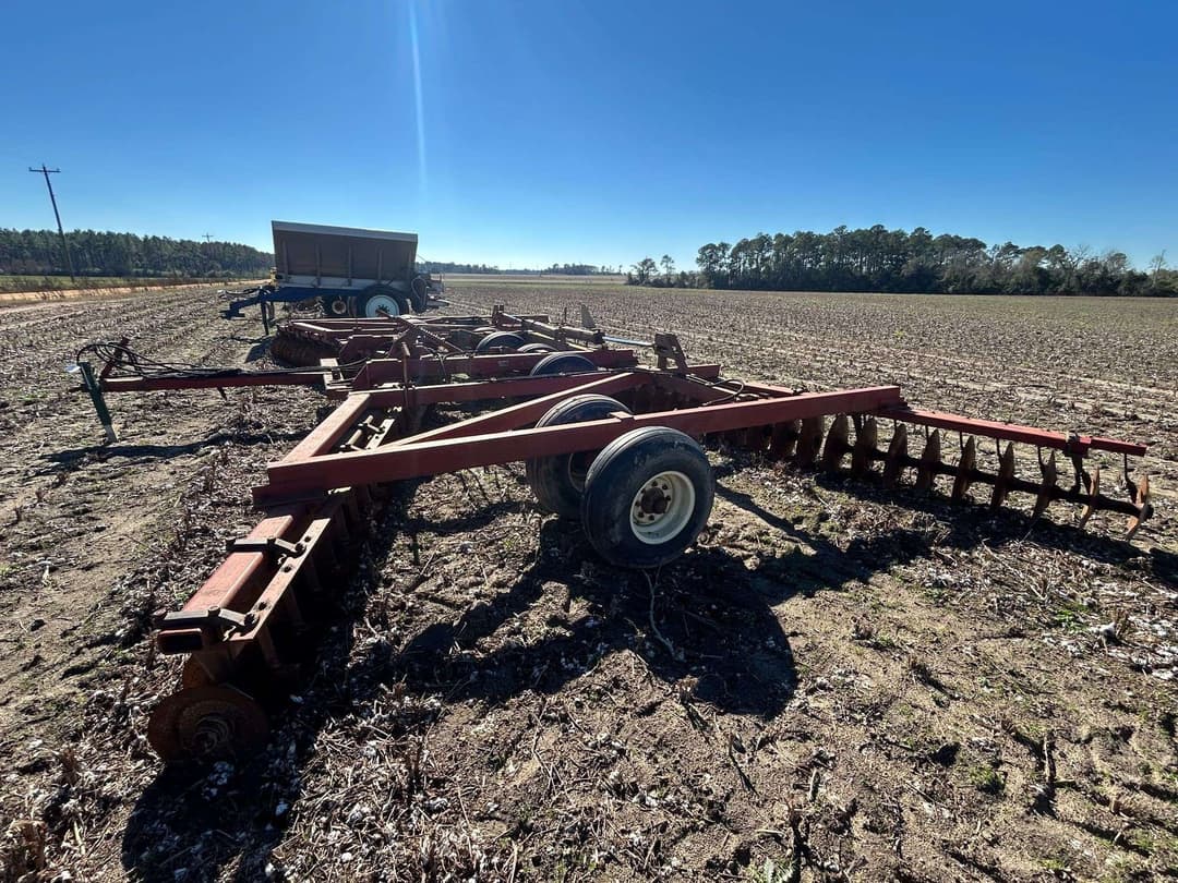 Image of Case IH 3950 Image 1