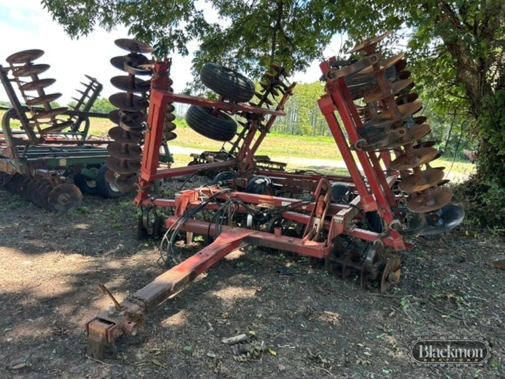 Case IH 3950 Equipment Image0