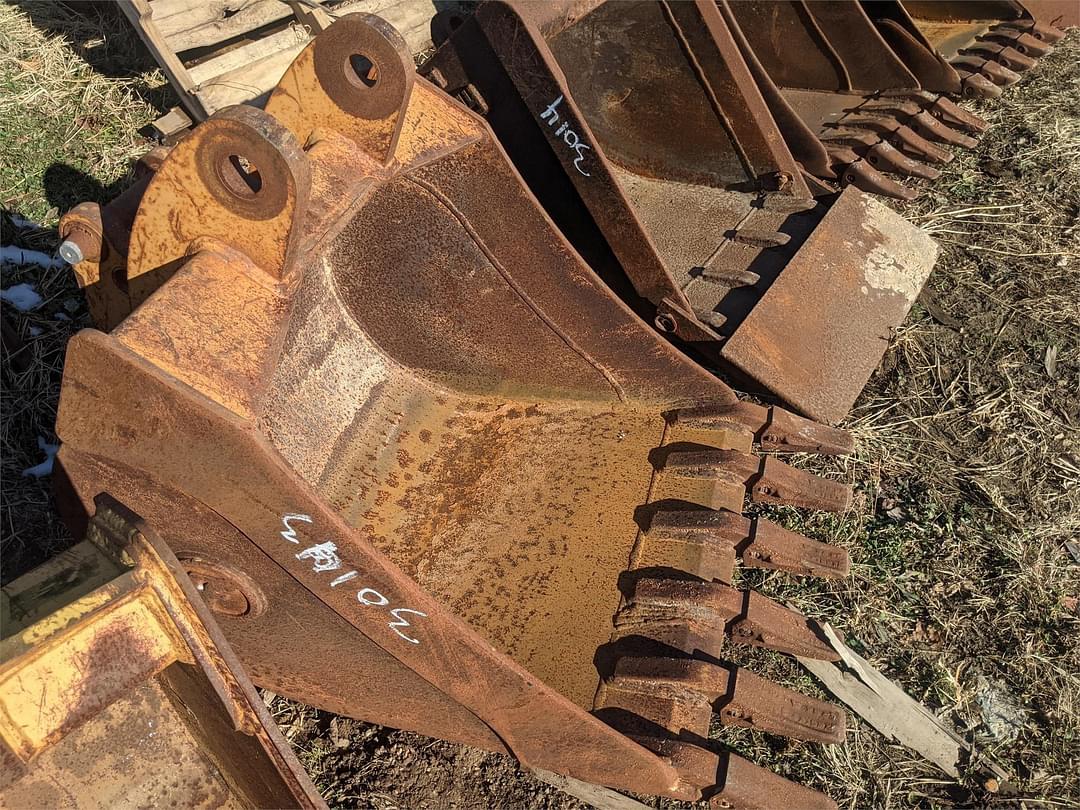 Image of Case Backhoe Bucket Image 0
