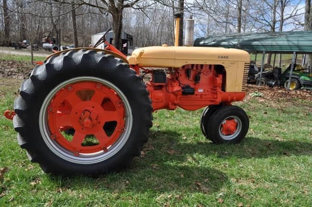 Image of J.I. Case 400 equipment image 2