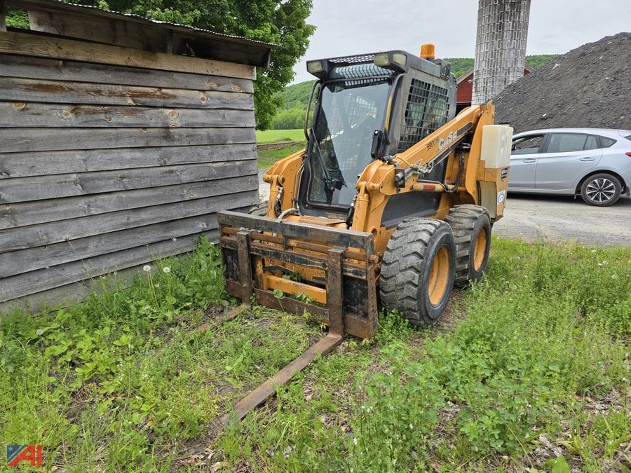 Case 410 Equipment Image0