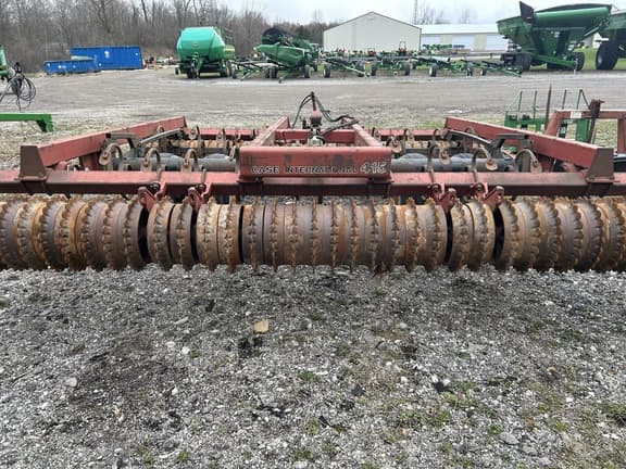 Image of Case IH 415 equipment image 1