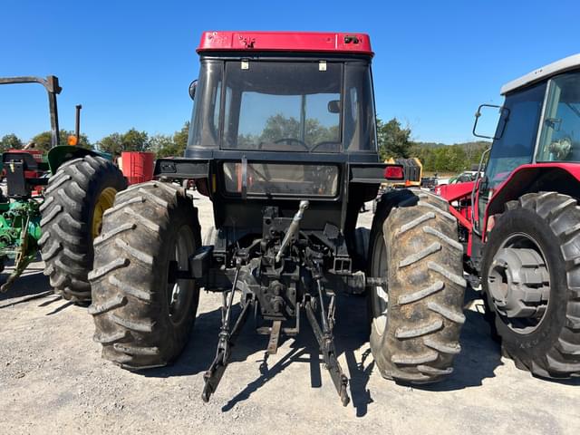Image of Case IH 4240 equipment image 2