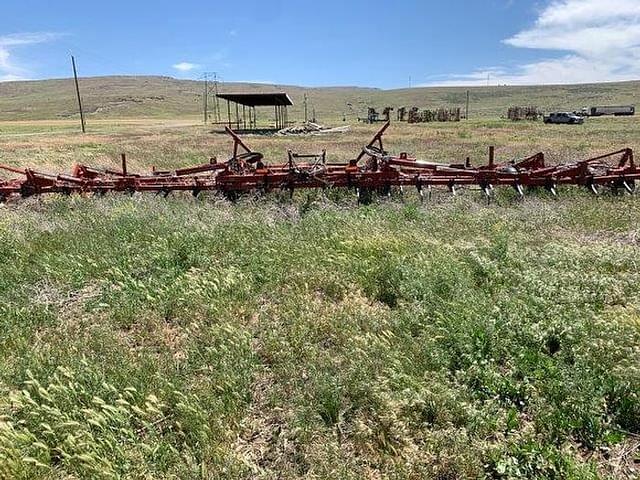 Image of Case IH 4300 equipment image 3