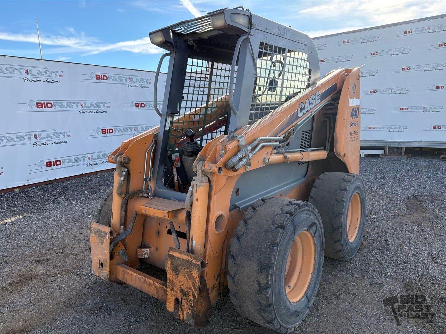 Case 440 Equipment Image0