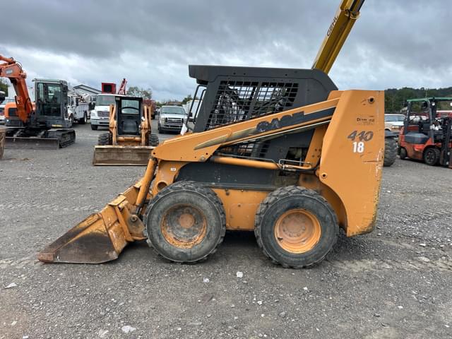 Image of Case 440 equipment image 1