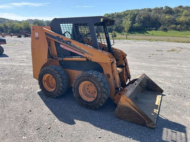 Image of Case 440 equipment image 3
