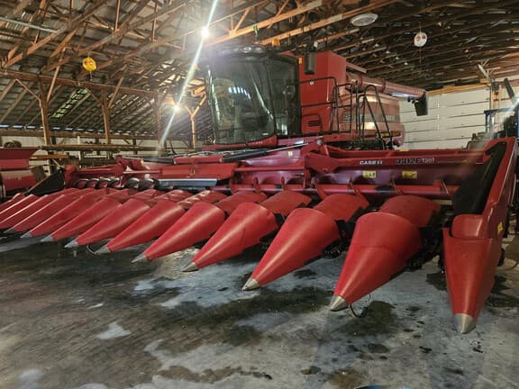 Image of Case IH 4412F equipment image 2