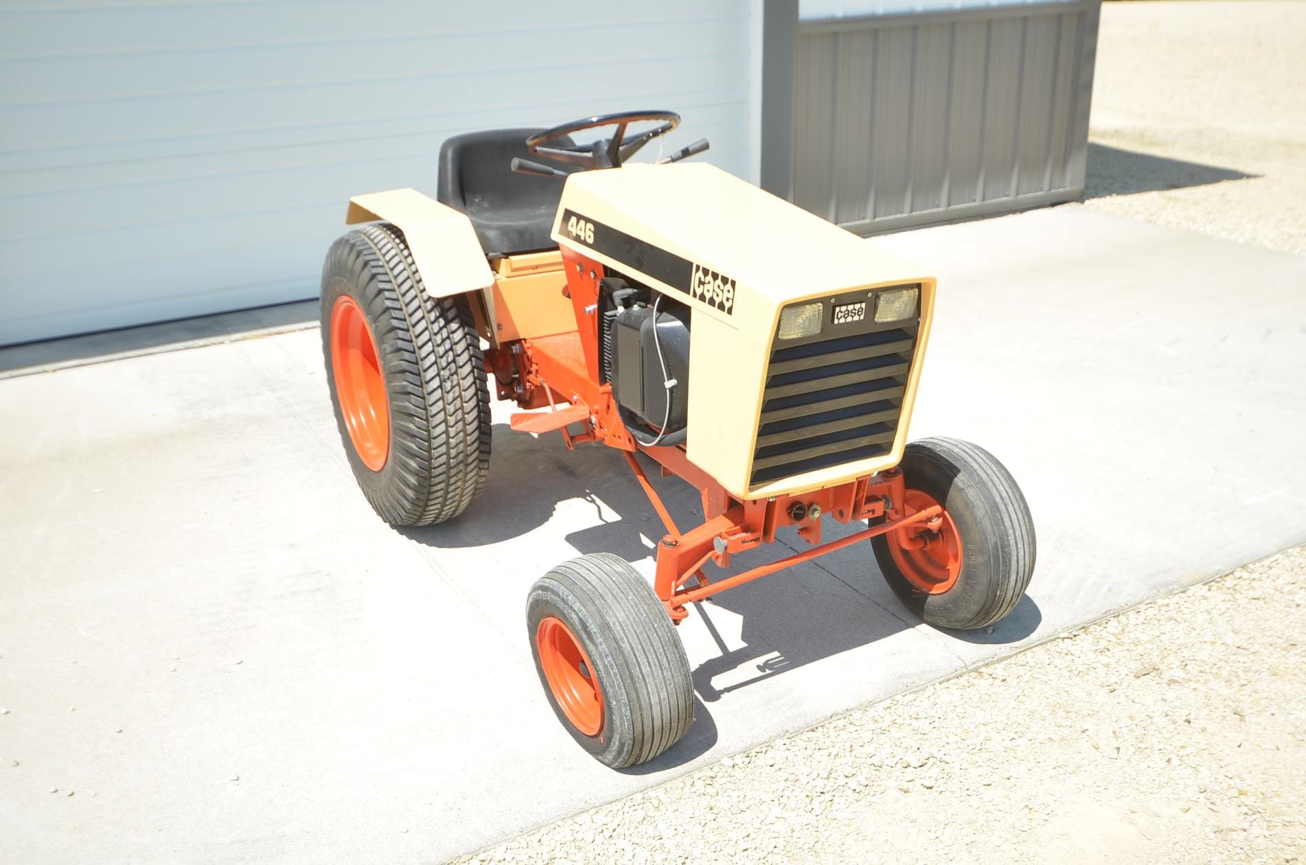 Case 446 Equipment Image0