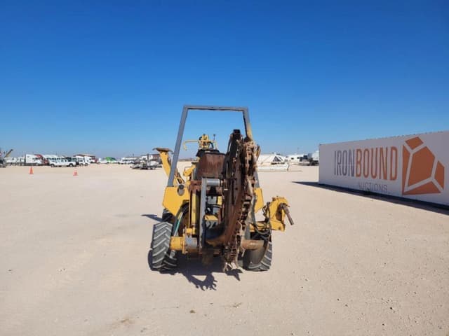 Image of Case 460 equipment image 3