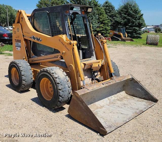Image of Case 465 equipment image 2