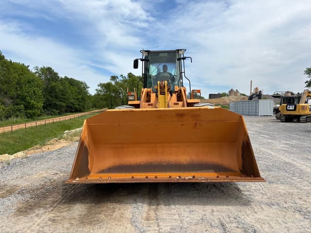 Image of Case 821C equipment image 1