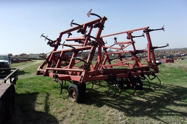 Image of Case IH 4800 equipment image 2